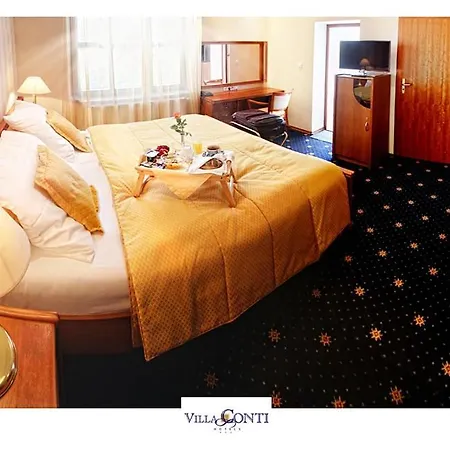 Conti 3* Písek
