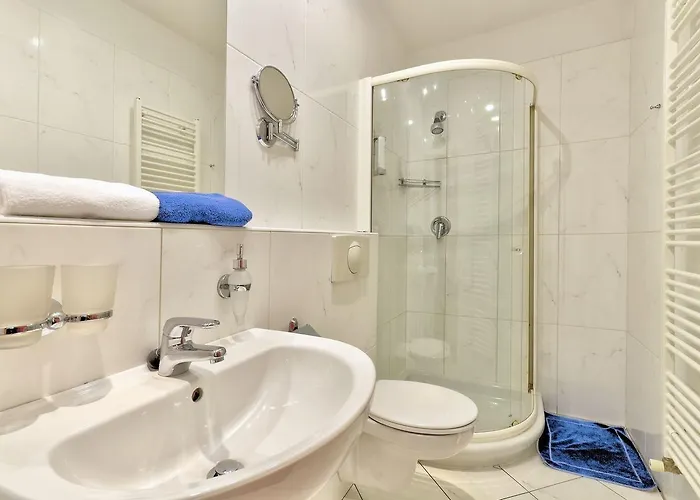 Conti 3* Písek